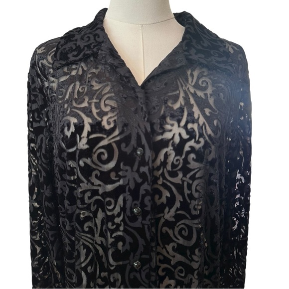 Women's XL Black Burnout Velvet Whimsical Goth Collared Button-Up Sheer Blouse - Picture 2 of 7
